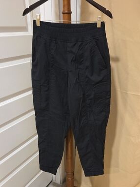 Eddie Bauer Black Fleece Cargo Jogger Pants